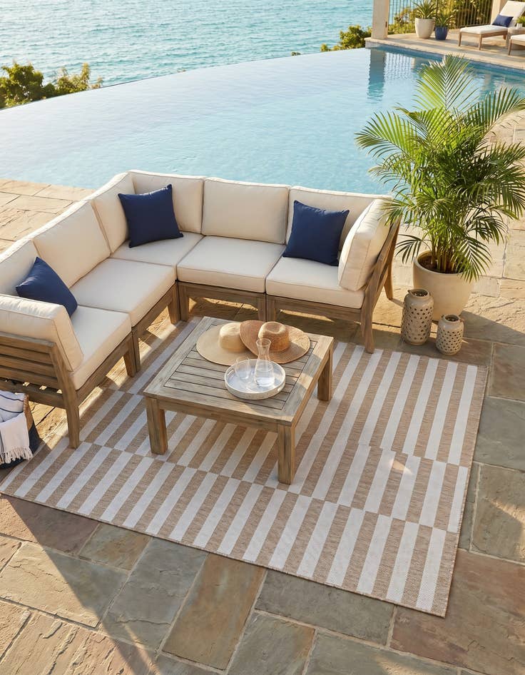 Detail image of 5' 3 x 7' Easy-Clean Striped Indoor / Outdoor Rug