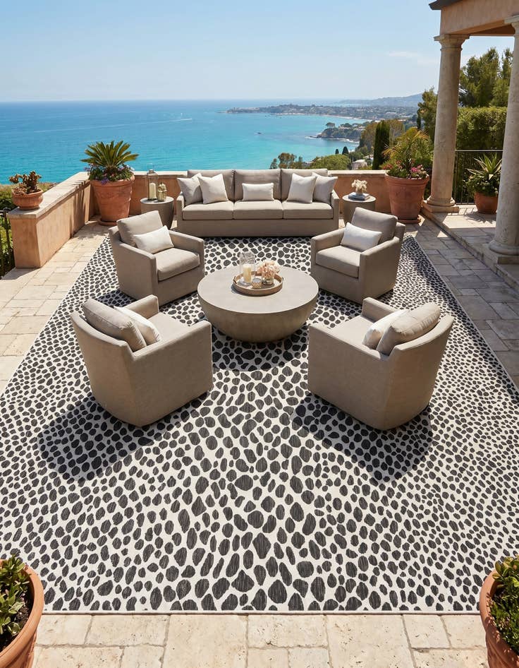 Detail image of 13' x 13' Easy-Clean Jill Zarin Cape Town Indoor / Outdoor Square Rug