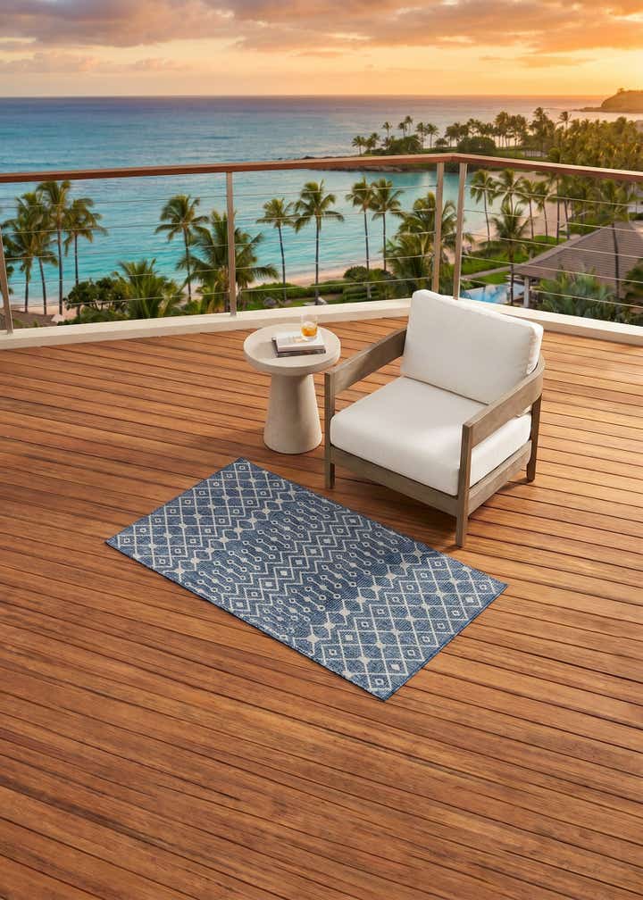 3' x 5' 3 Easy-Clean Trellis Indoor / Outdoor Rug