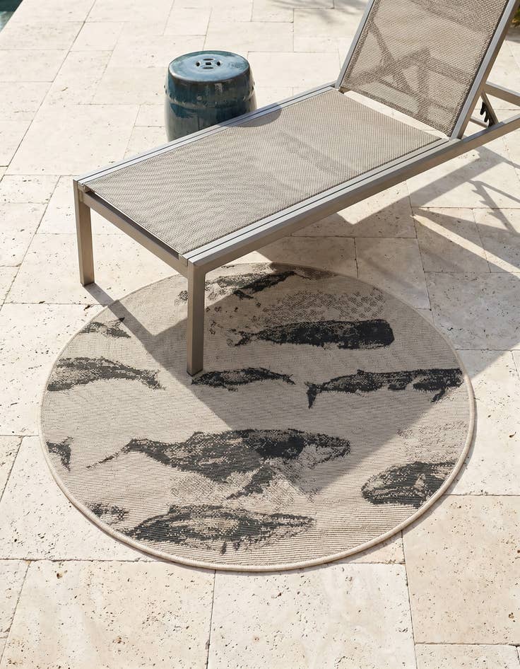 Detail image of 3' x 3' Easy-Clean Coastal Indoor / Outdoor Round Rug