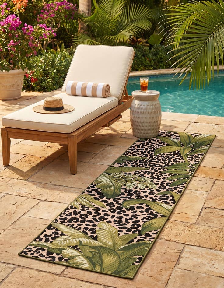 Detail image of 2' x 8' Easy-Clean Botanical Indoor / Outdoor Runner Rug