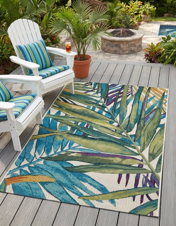 Detail image of 3' 3 x 5' 3 Easy-Clean Botanical Indoor / Outdoor Rug