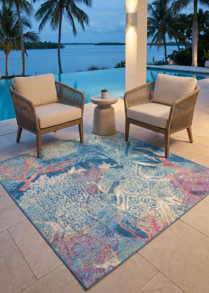 5' 3 x 5' 3 Easy-Clean Coastal Indoor / Outdoor Square Rug