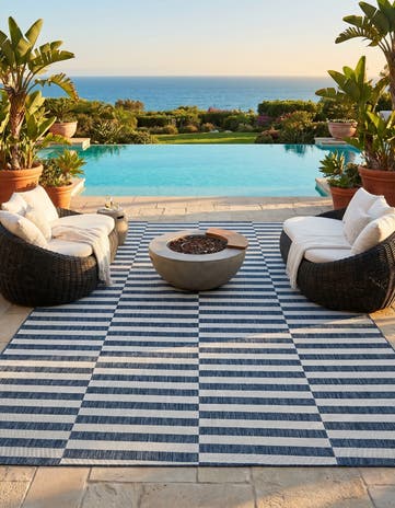 7' 10 x 10' Easy-Clean Ribbon Indoor / Outdoor Rug