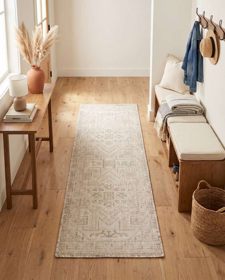 2' x 6' Easy-Clean Aztec Indoor / Outdoor Runner Rug