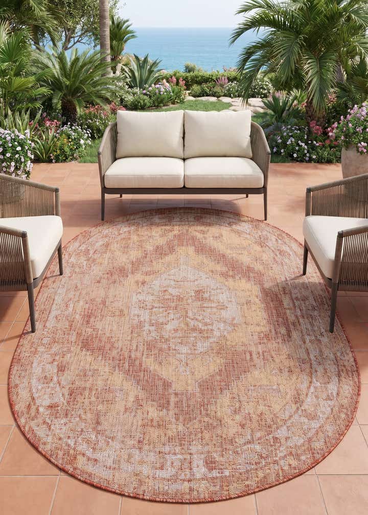 5' 3 x 8' Easy-Clean Traditional Indoor / Outdoor Oval Rug