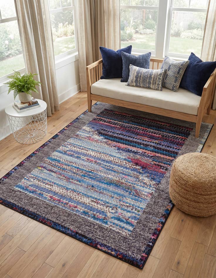 Detail image of 5' x 7' Easy-Clean Modern Indoor / Outdoor Rug
