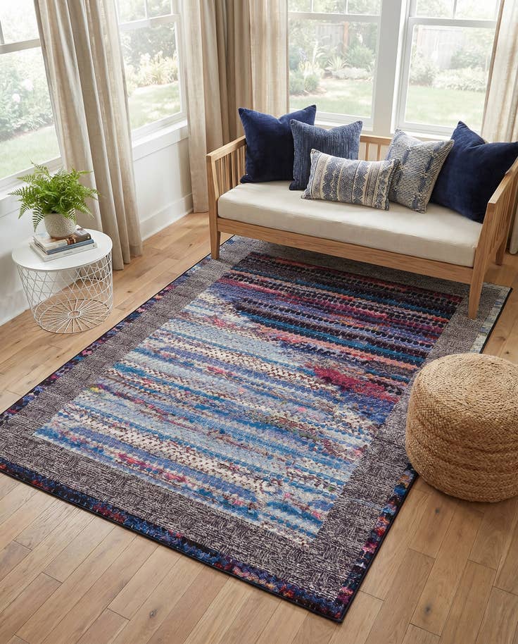 Detail image of 5' x 7' Easy-Clean Modern Indoor / Outdoor Rug