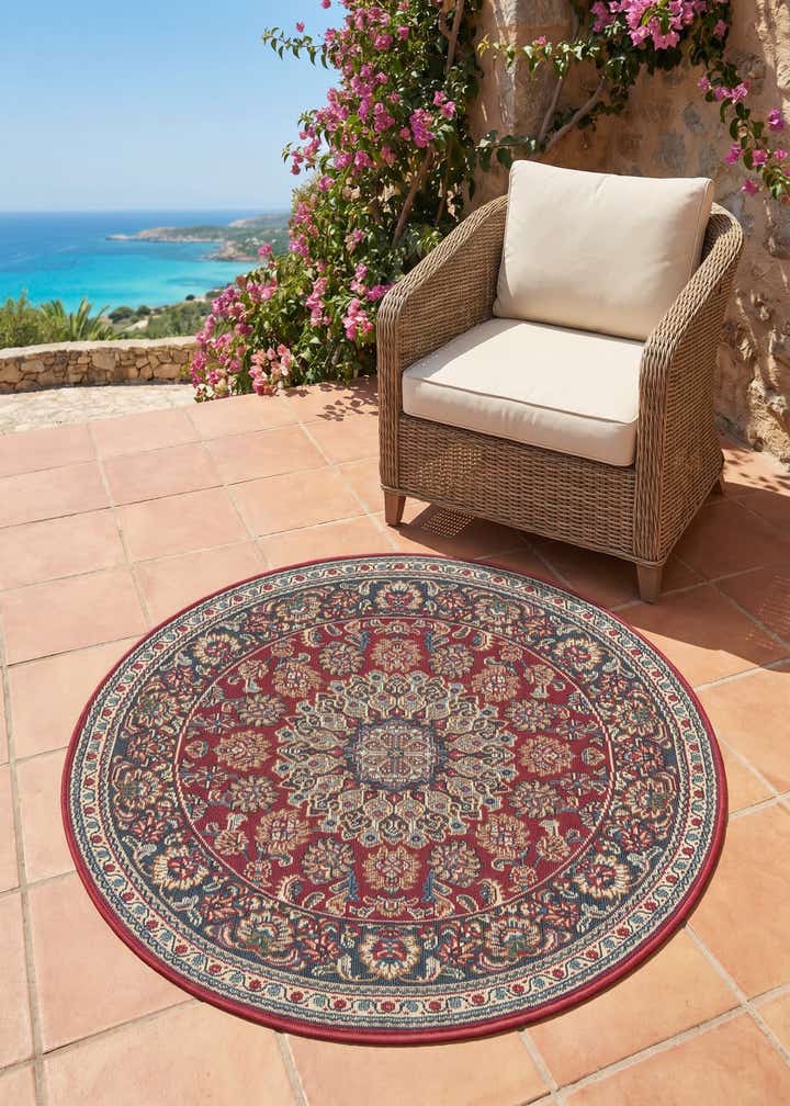 3' 3 x 3' 3 Easy-Clean Traditional Indoor / Outdoor Round Rug