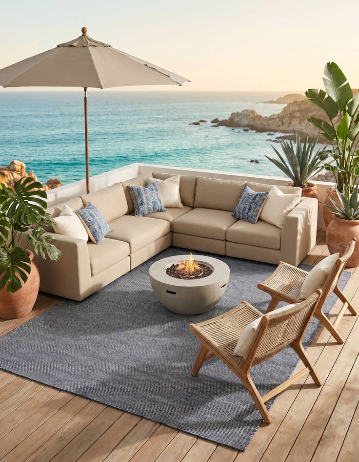 Detail image of 9' x 12' Easy-Clean Jill Zarin Palm Springs Indoor / Outdoor Rug