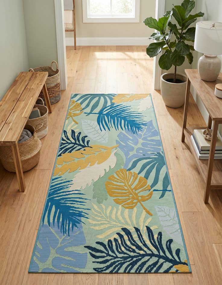 Detail image of 2' 7 x 5' 3 Easy-Clean Botanical Indoor / Outdoor Runner Rug