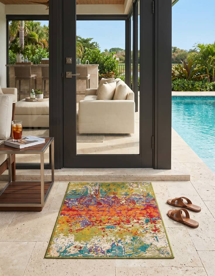 Detail image of 2' 2 x 3' Easy-Clean Modern Indoor / Outdoor Rug