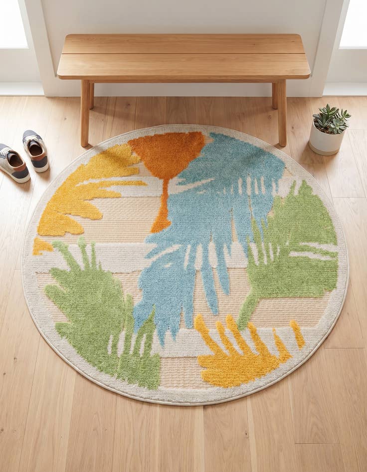 Detail image of 3' 3 x 3' 3 Easy-Clean Aruba Indoor / Outdoor Round Rug