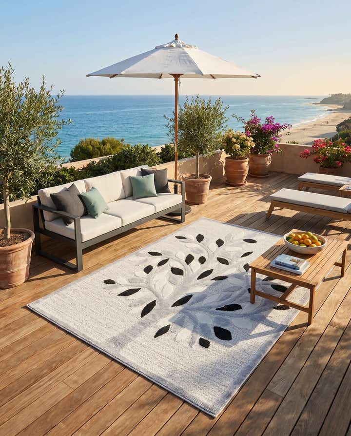 5' 3 x 7' 7 Easy-Clean Indoor / Outdoor Rug