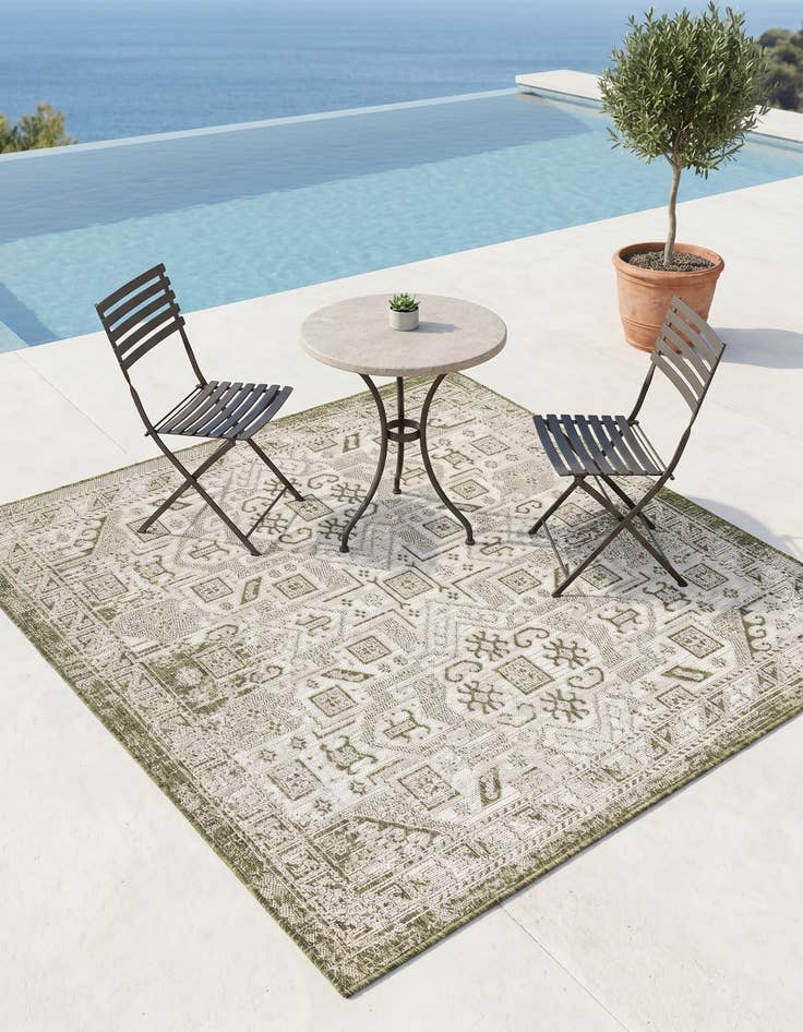 Detail image of 5' 3 x 5' 3 Easy-Clean Aztec Indoor / Outdoor Square Rug