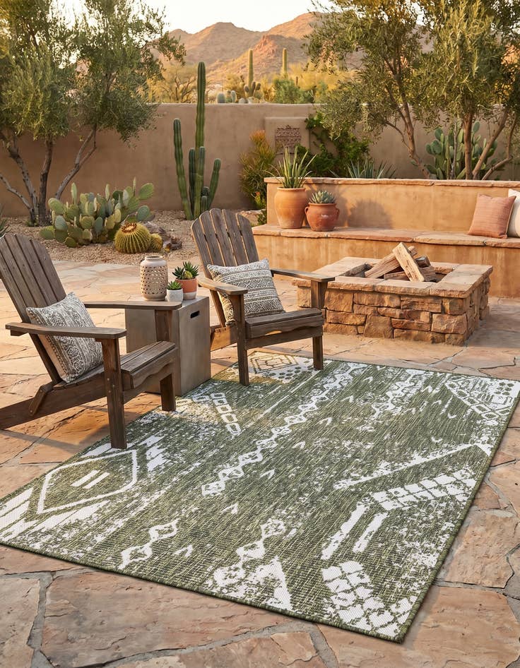 Detail image of 4' x 6' Easy-Clean Bohemian Indoor / Outdoor Rug