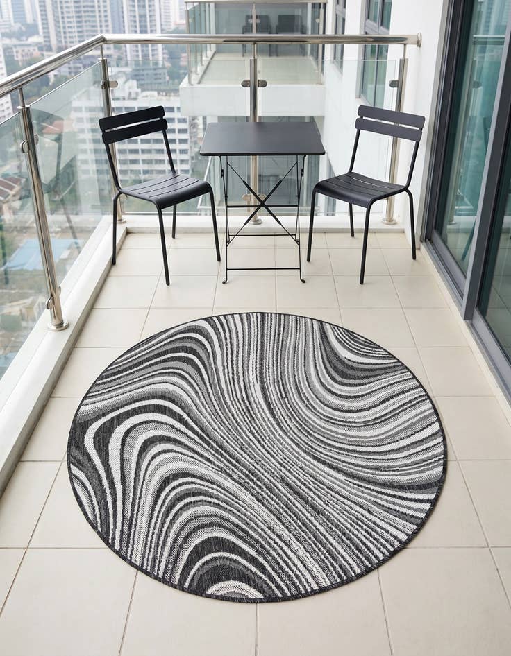 Detail image of 4' x 4' Easy-Clean Modern Indoor / Outdoor Round Rug