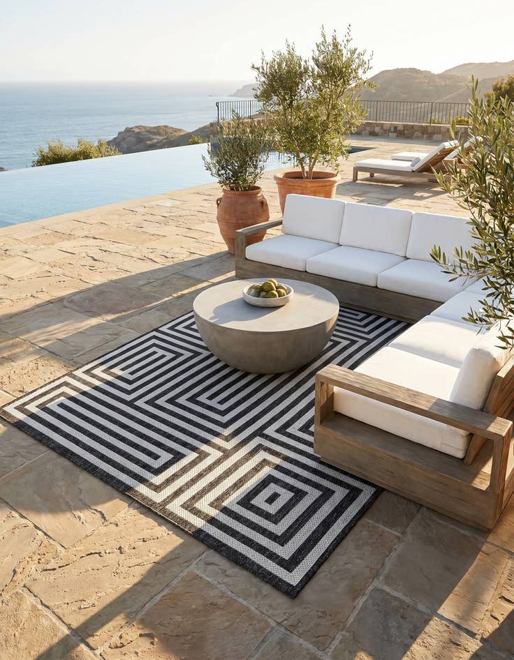 Detail image of 5' 3 x 8' Easy-Clean Modern Indoor / Outdoor Rug