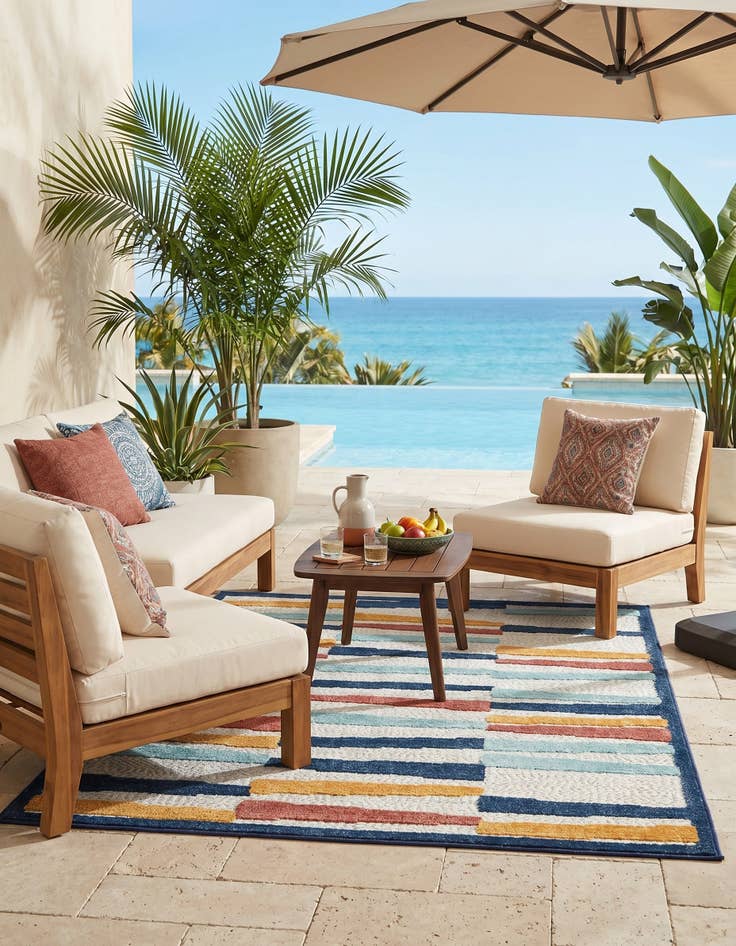Detail image of 4' x 6' Easy-Clean Belize Indoor / Outdoor Rug