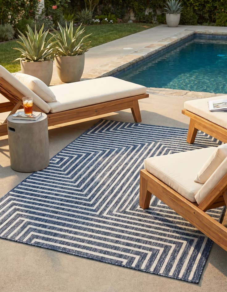 Detail image of 4' x 6' Easy-Clean Modern Indoor / Outdoor Rug
