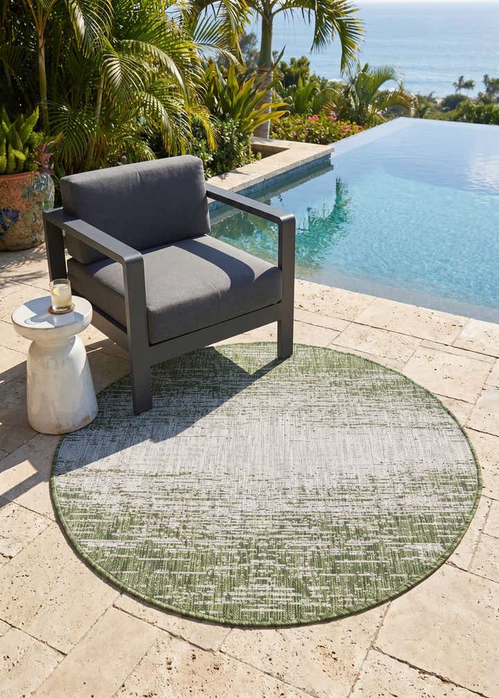 4' x 4' Easy-Clean Modern Indoor / Outdoor Round Rug