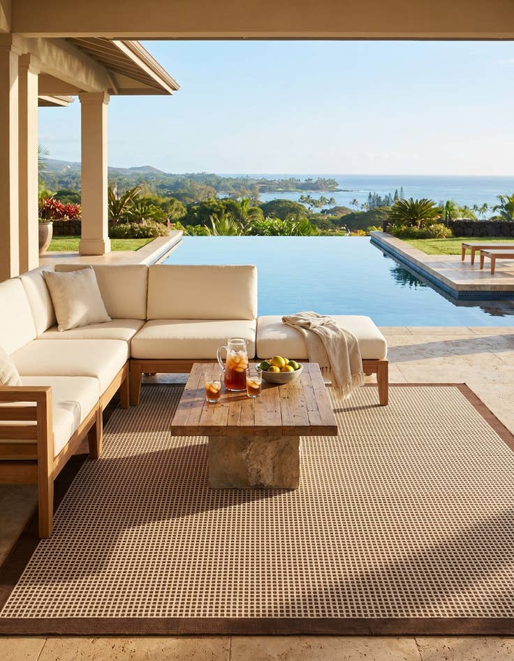 Detail image of 7' 10 x 7' 10 Easy-Clean Border Indoor / Outdoor Square Rug