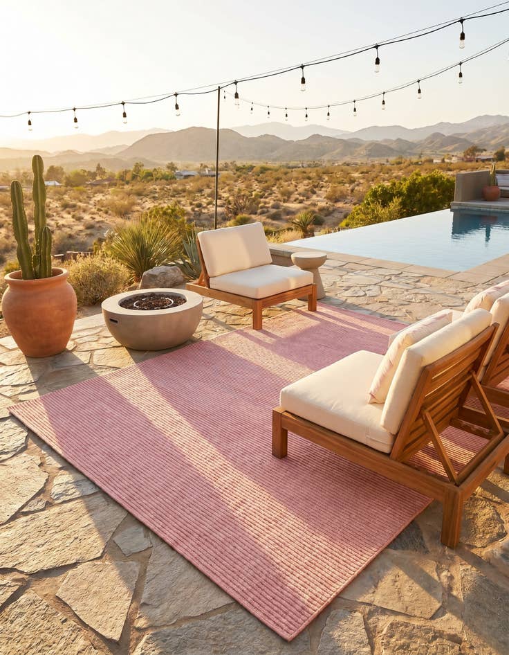 Detail image of 5' 1 x 8' Easy-Clean Jill Zarin Palm Springs Indoor / Outdoor Rug
