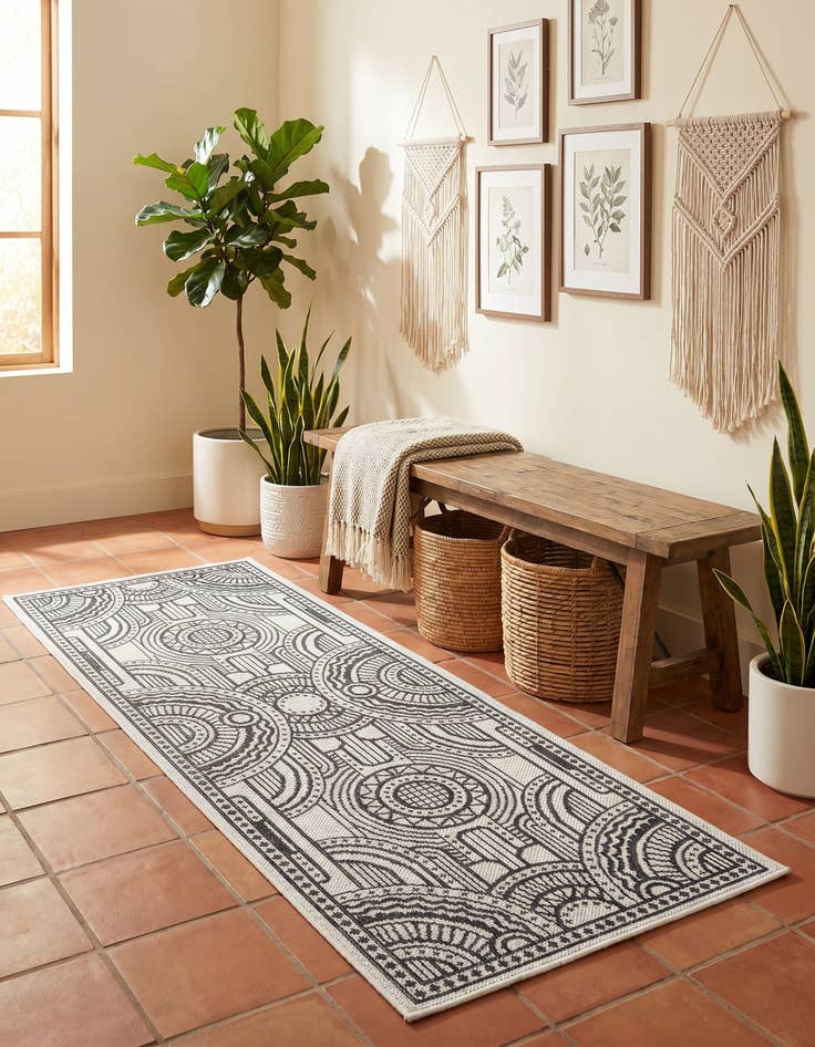Detail image of 2' x 5' 3 Easy-Clean Traditional Indoor / Outdoor Runner Rug