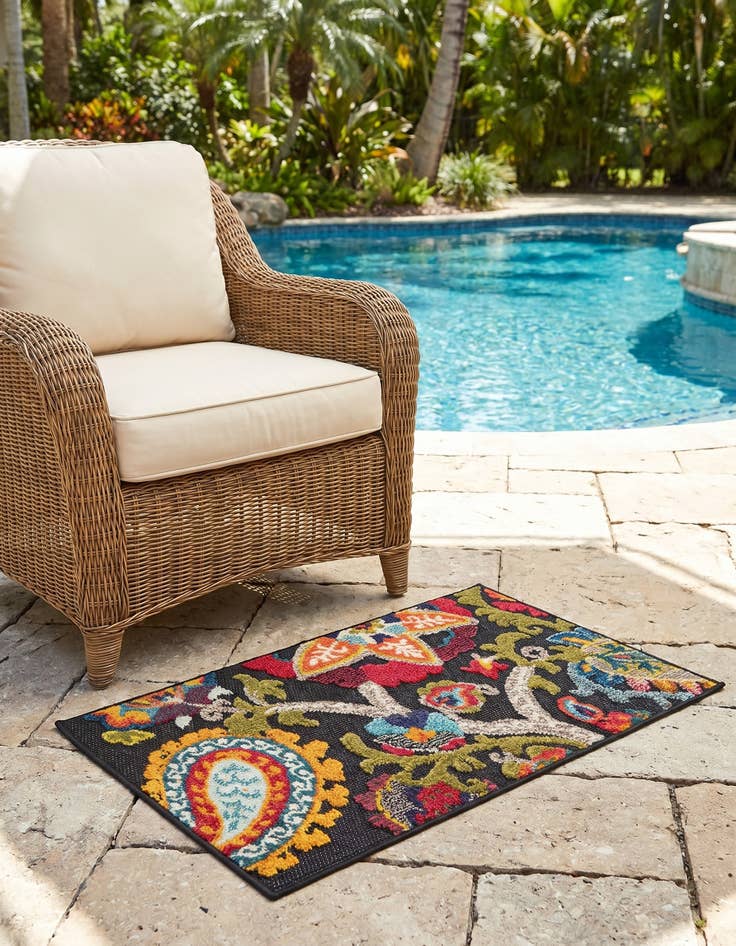 Detail image of 2' x 3' Easy-Clean Casablanca Indoor / Outdoor Rug