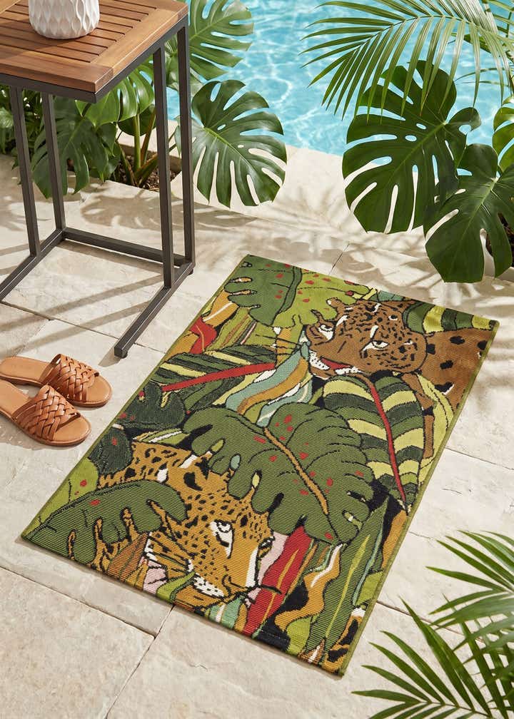 2' x 3' Easy-Clean Botanical Indoor / Outdoor Rug