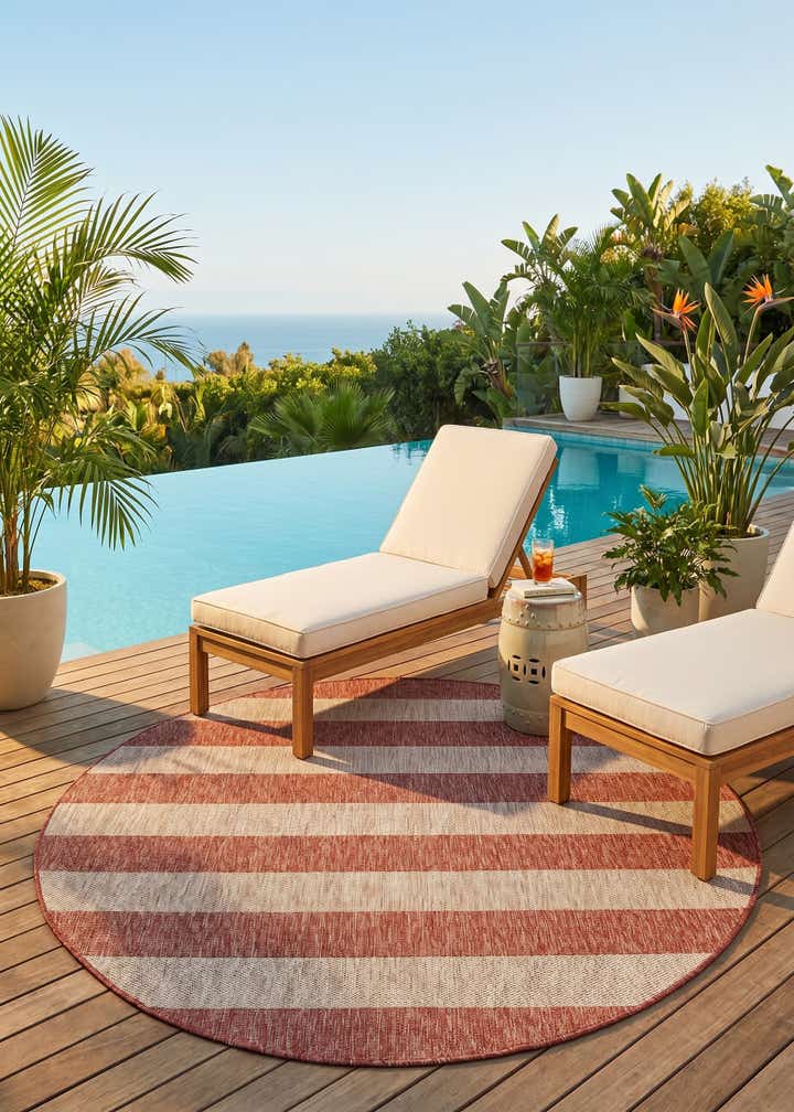 6' x 6' Easy-Clean Ribbon Indoor / Outdoor Round Rug