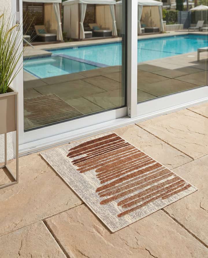 2' x 3' Easy-Clean Modern Indoor / Outdoor Rug