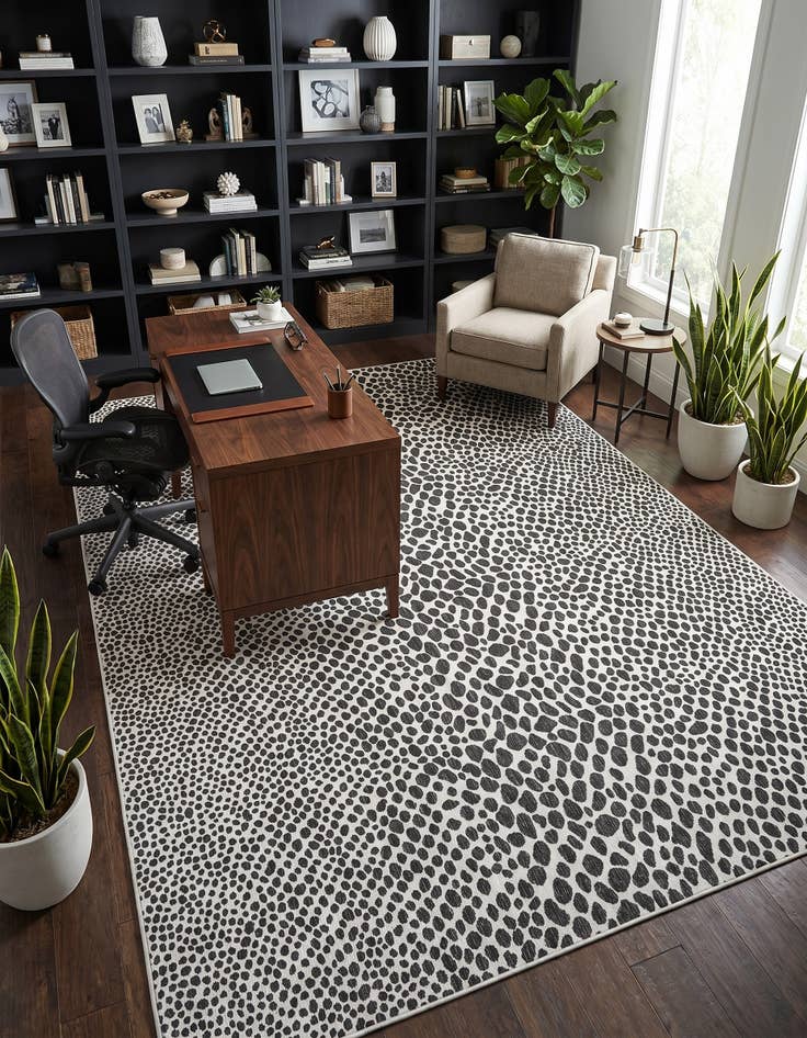 Detail image of 10' x 14' Easy-Clean Jill Zarin Cape Town Indoor / Outdoor Rug