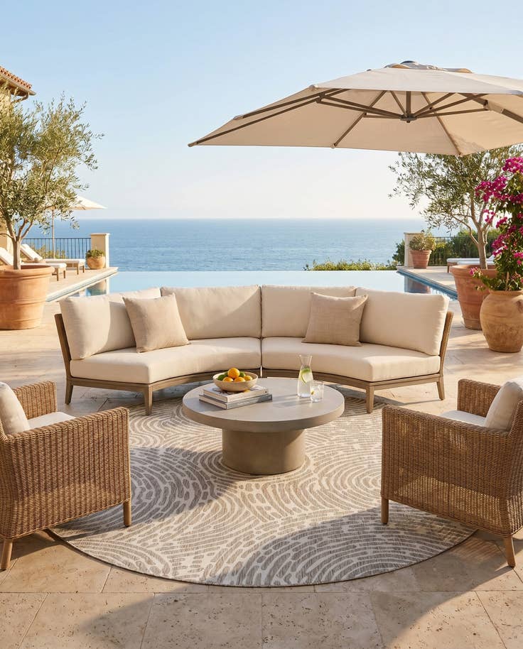 Detail image of 10' x 10' Easy-Clean Modern Indoor / Outdoor Round Rug