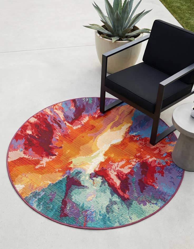 Detail image of 4' x 4' Easy-Clean Modern Indoor / Outdoor Round Rug