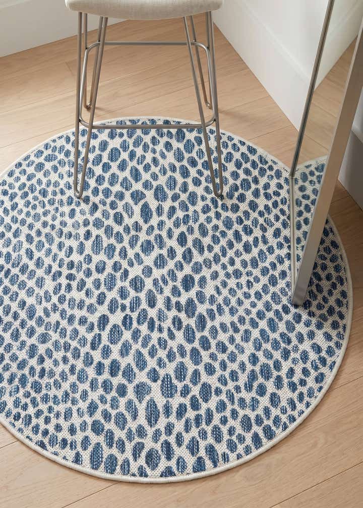 3' x 3' Easy-Clean Jill Zarin Cape Town Indoor / Outdoor Round Rug