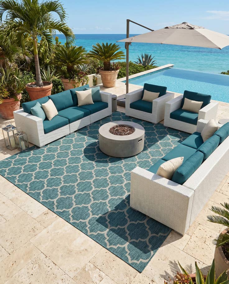 Detail image of 13' x 13' Easy-Clean Lattice Indoor / Outdoor Square Rug