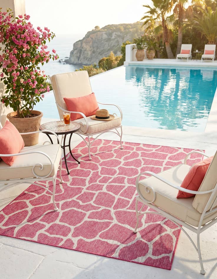 Detail image of 5' 3 x 8' Easy-Clean Safari Indoor / Outdoor Rug