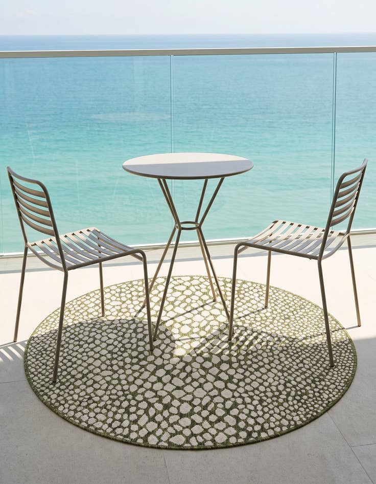 Detail image of 4' x 4' Easy-Clean Jill Zarin Cape Town Indoor / Outdoor Round Rug
