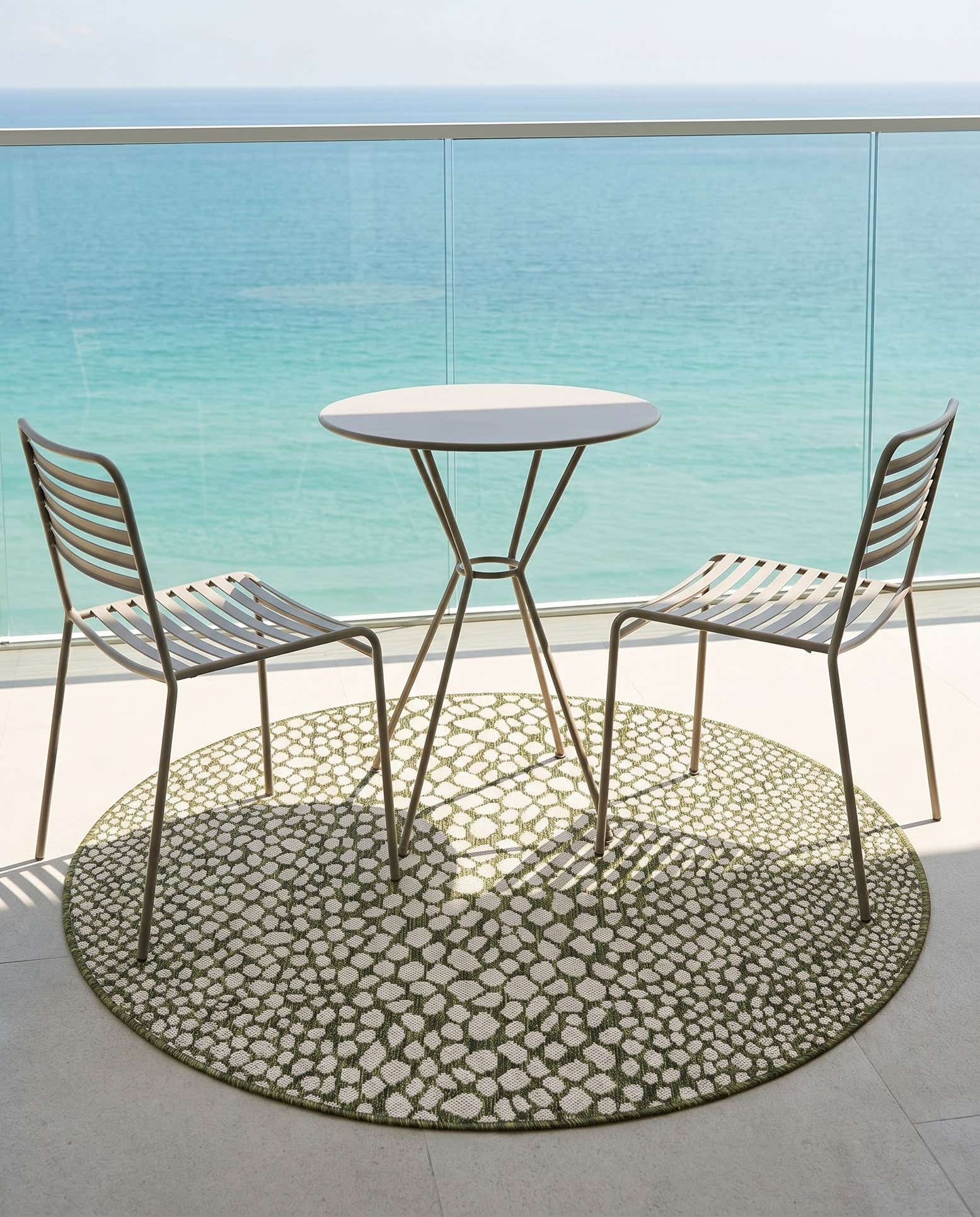 4' x 4' Easy-Clean Jill Zarin Cape Town Indoor / Outdoor Round Rug
