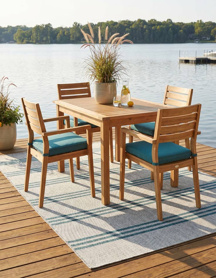 Detail image of 5' 3 x 8' Easy-Clean Jill Zarin Anguilla Indoor / Outdoor Rug