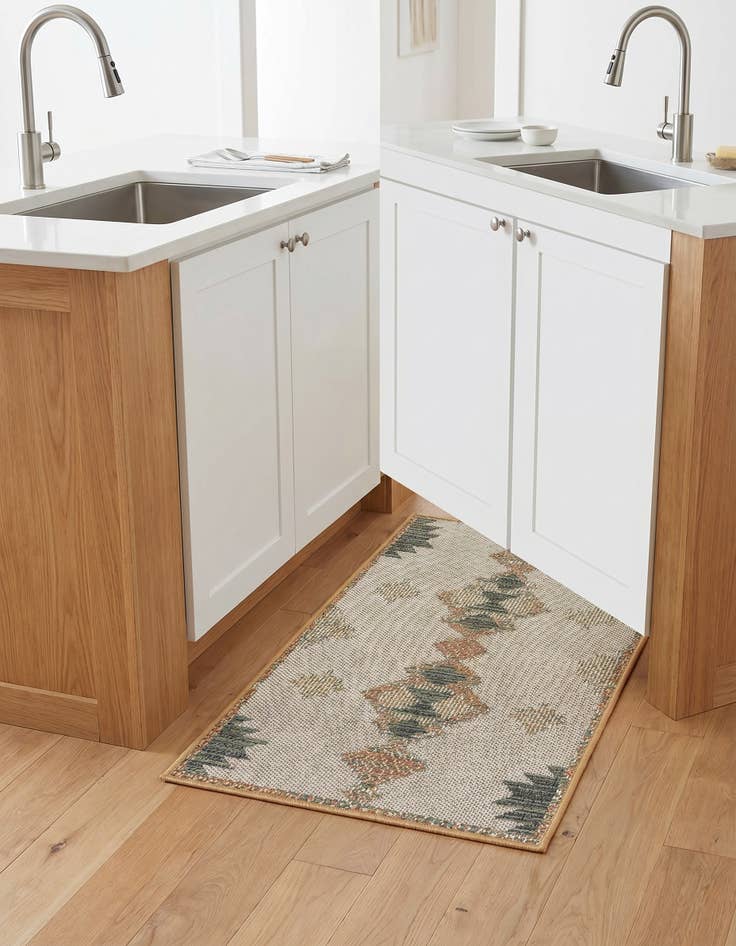 Detail image of 2' x 4' Easy-Clean Baja Indoor / Outdoor Runner Rug