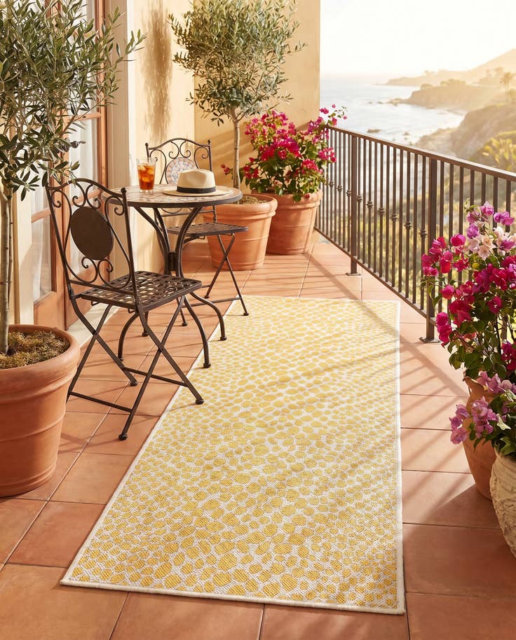 Detail image of 2' x 6' Easy-Clean Jill Zarin Cape Town Indoor / Outdoor Runner Rug