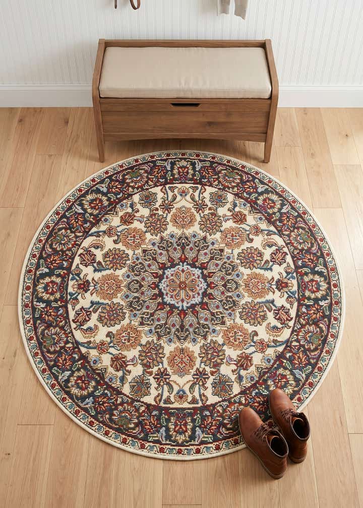3' 3 x 3' 3 Easy-Clean Traditional Indoor / Outdoor Round Rug