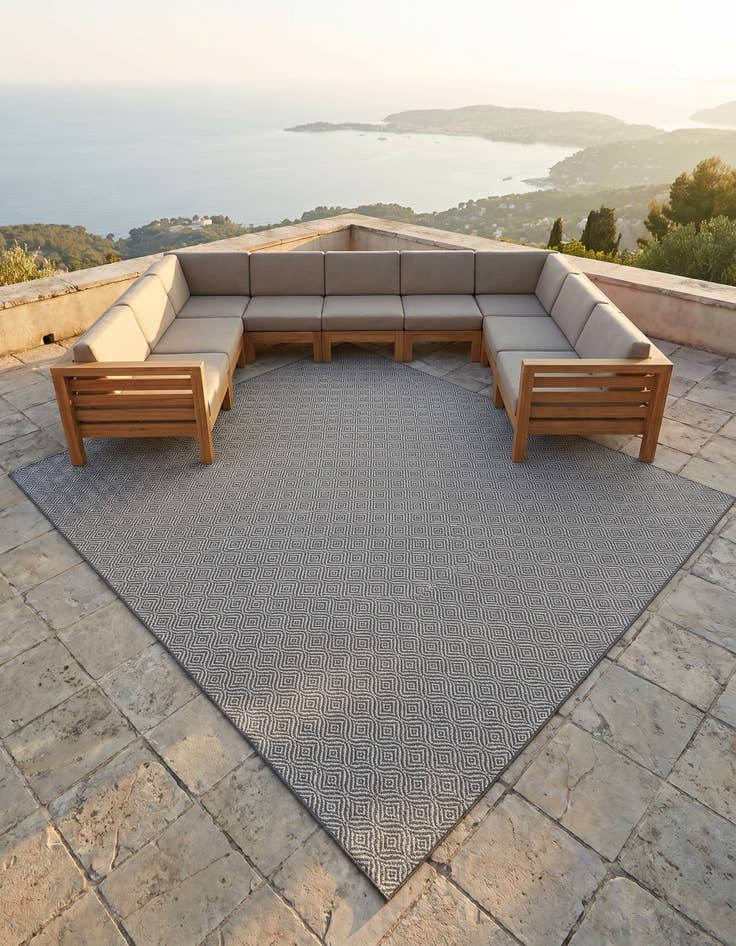 Detail image of 13' x 13' Easy-Clean Lattice Indoor / Outdoor Square Rug