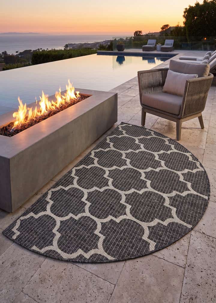 3' x 6' Easy-Clean Trellis Indoor / Outdoor Hearth Rug