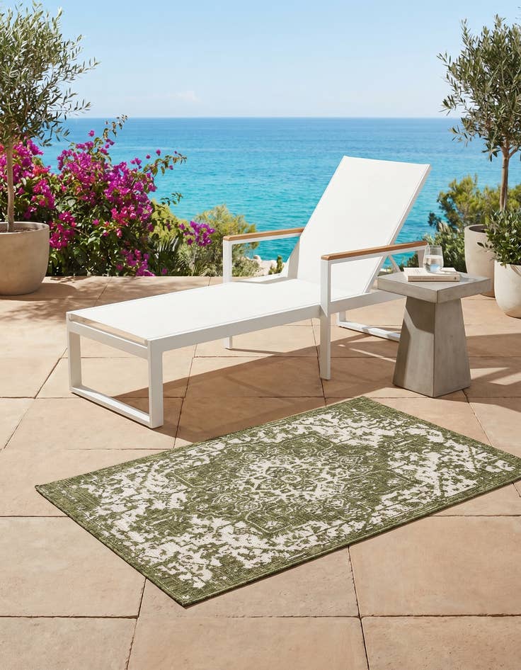 Detail image of 3' x 5' 3 Easy-Clean Jill Zarin Dubai Indoor / Outdoor Rug