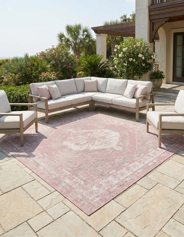 Pink Easy-Clean Traditional Indoor / Outdoor Square Rug