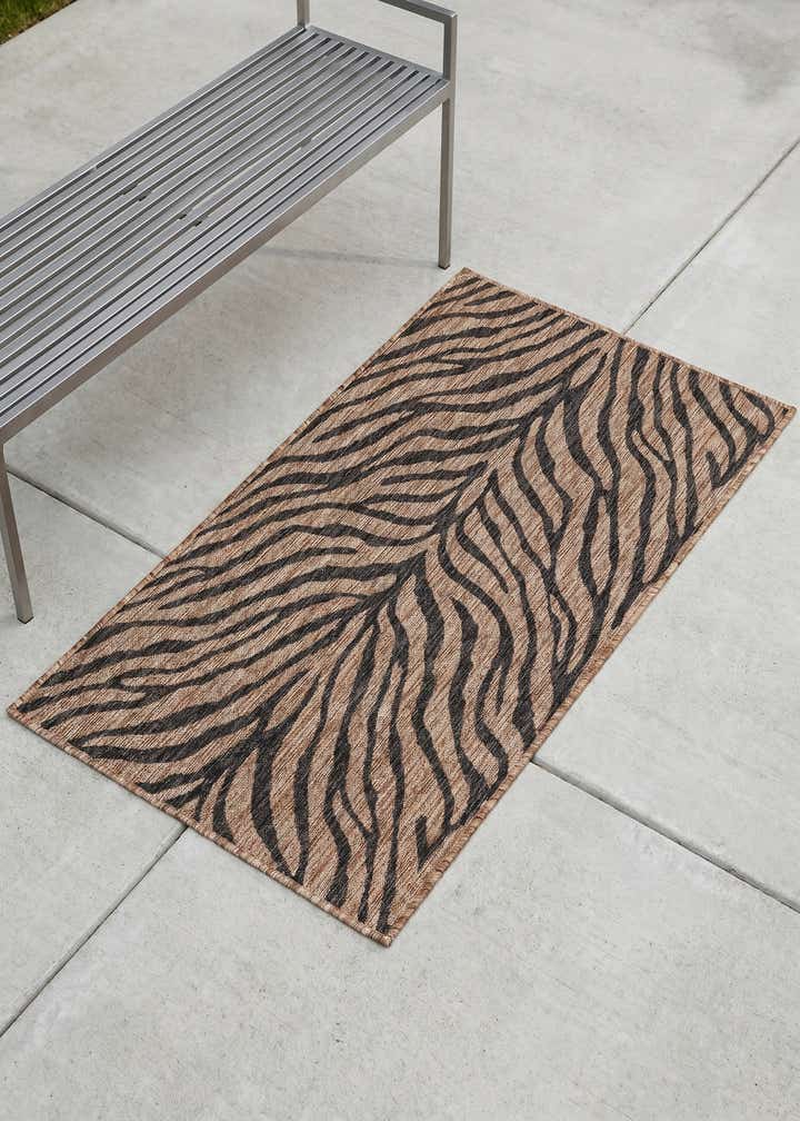 3' x 5' 3 Easy-Clean Safari Indoor / Outdoor Rug