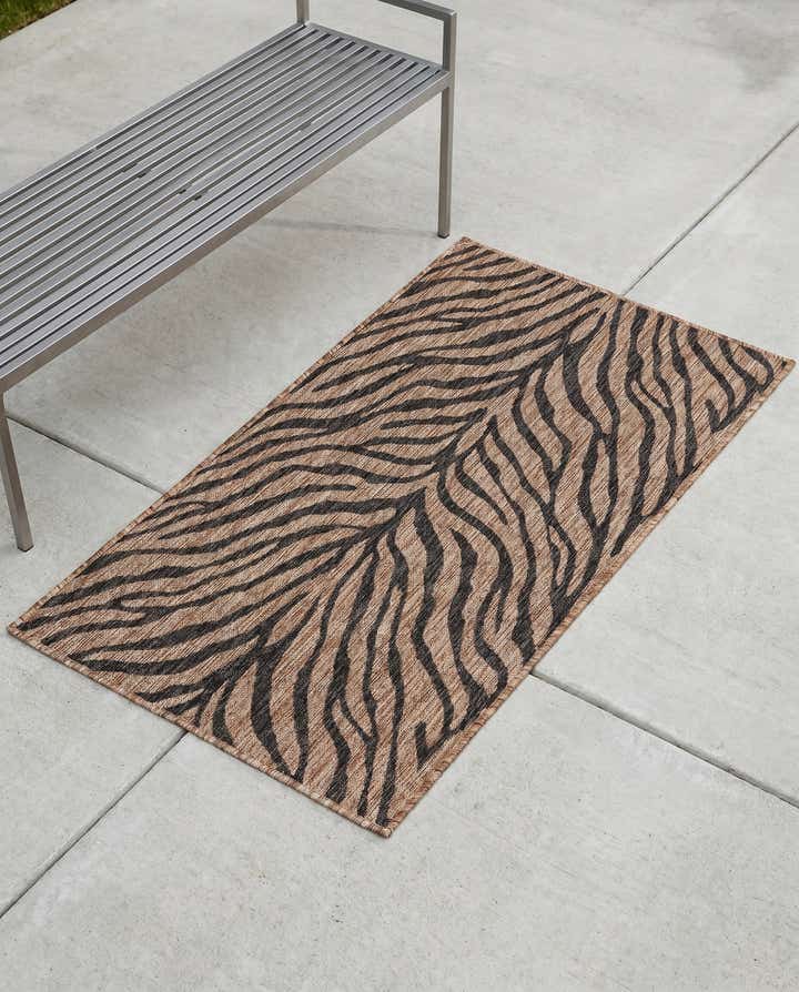 3' x 5' 3 Easy-Clean Safari Indoor / Outdoor Rug